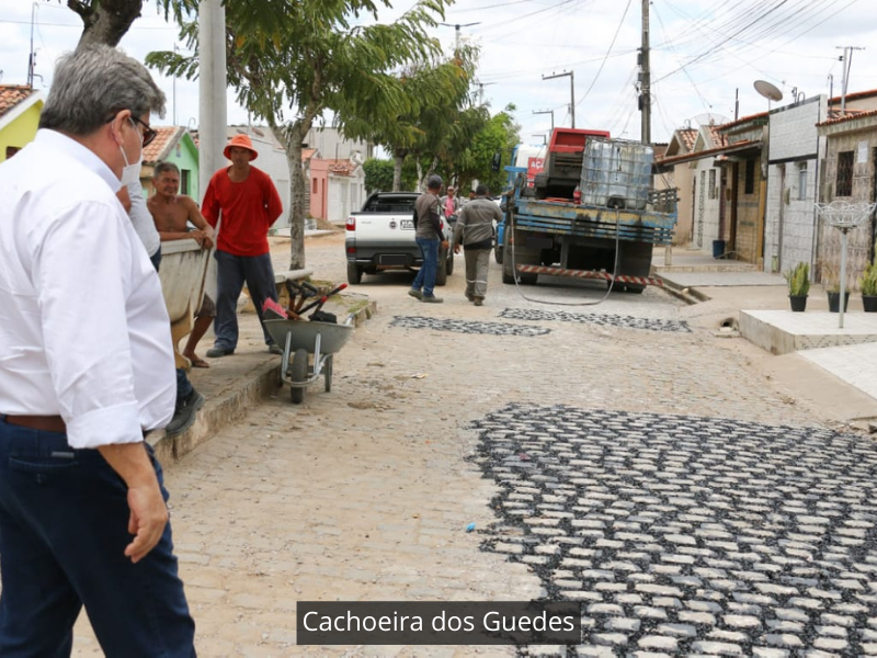 Cachoeira dos Guedes.png