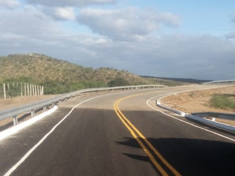 Imagem Ponte sobre o Rio Curralinhos.png