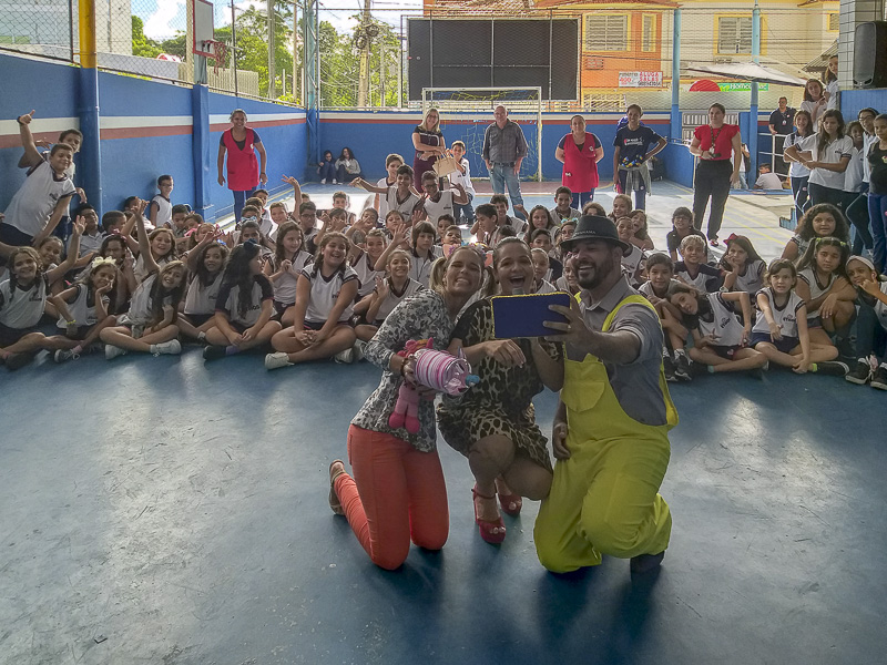 PROCON VAI AS ESCOLAS