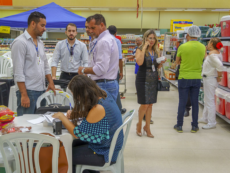 Procon-PB visita 12 estabelecimentos e autua 11 na Operação Doce Páscoa