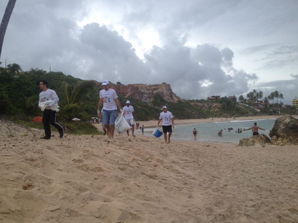 limpeza praias.jpeg