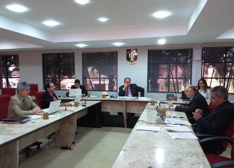 2 camara - artur - 03 09 2019.jpg