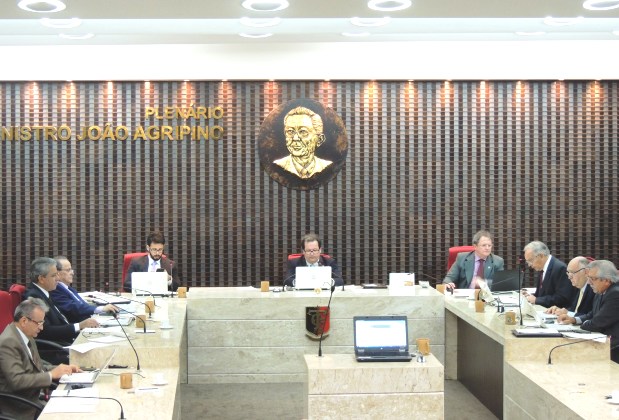 Sessão do Pleno1 18 07 18.JPG Sessão do Pleno1 18 07 18.JPG