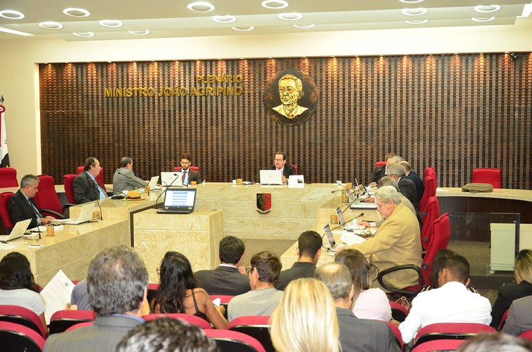 Pleno 05 09 2018.jpg