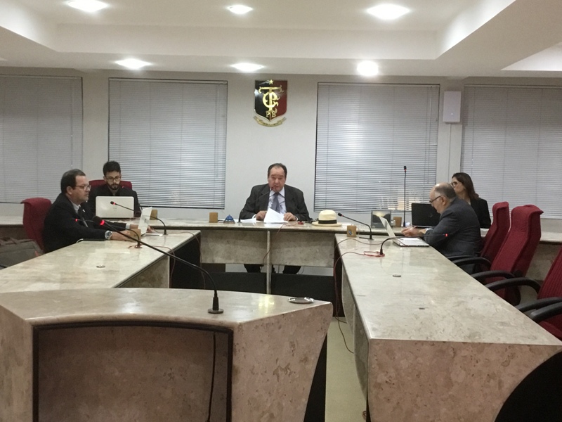 Sessão 2ª Câmara TCE.JPG