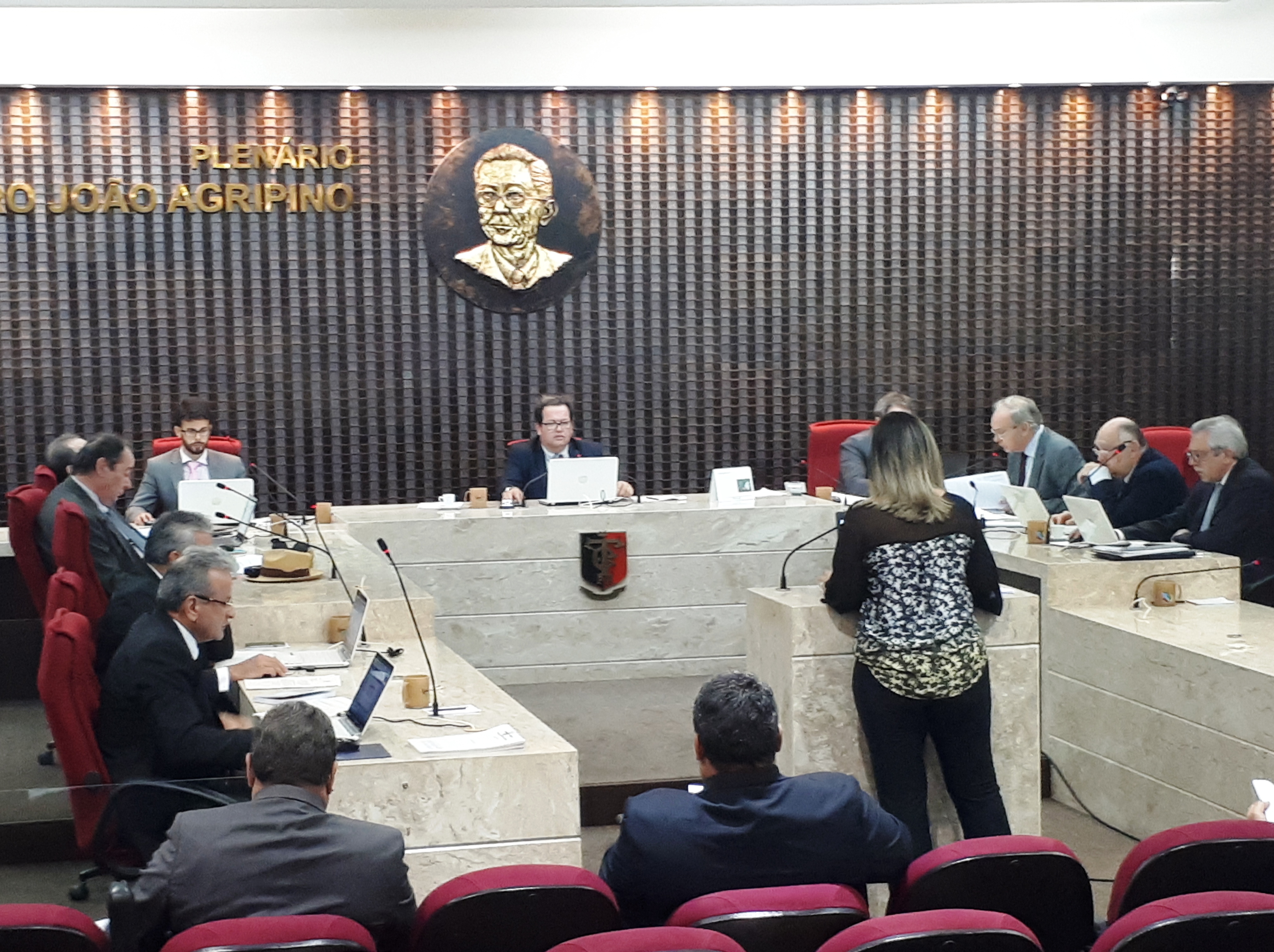 Pleno 05 11 18.jpg