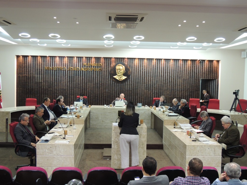 SESSÃO DO PLENOa 05 06 19.JPG